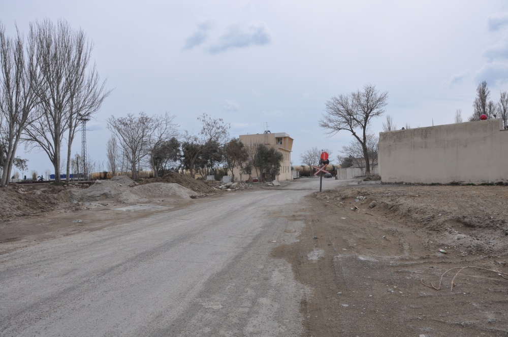 Piste, Bahnschranke in Baku