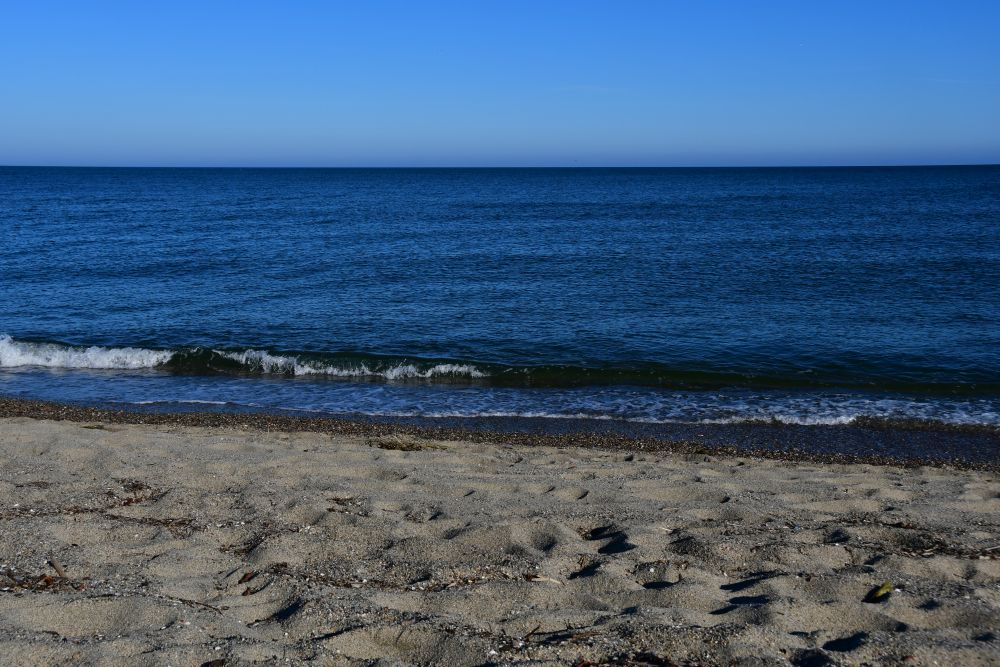 Mittelmeer, Strand, blauer Himmel